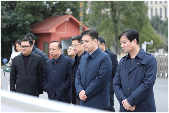 市人民政府副市长白云峰到开云·体育,开云（中国）调研