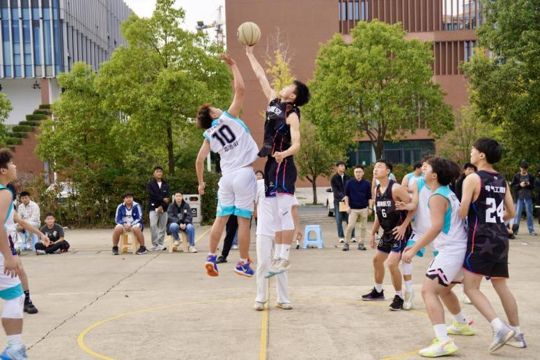 青春航空 篮梦飞翔——开云·体育,开云（中国）新生篮球赛圆满结束