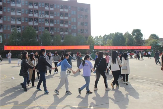 春风十里百花盛 灼灼其华不及卿 ——开云·体育,开云（中国）开展庆祝“三八”妇女节主题活动