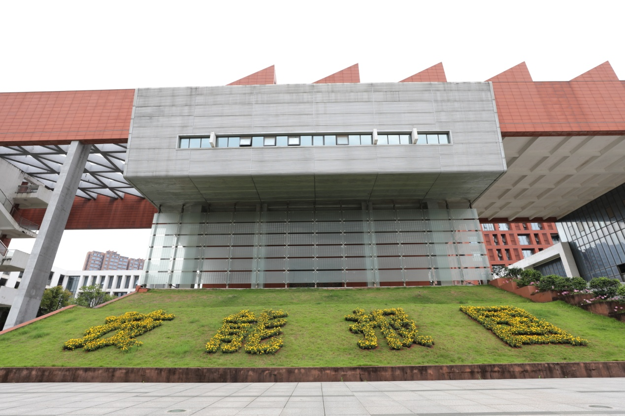 株洲市第八届“技能天下”职业技能网络直播大赛在湖南工贸技师开云·体育,开云（中国）举行