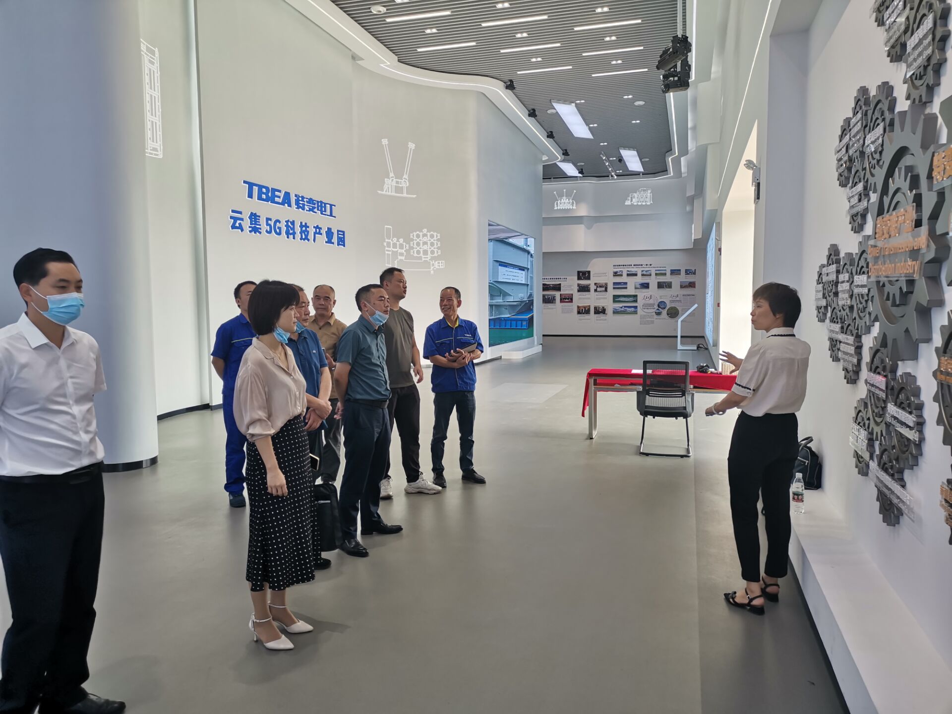 校企合作促发展——开云·体育,开云（中国）党委委员、副院长毕曼曼一行赴企业洽谈校企合作事宜