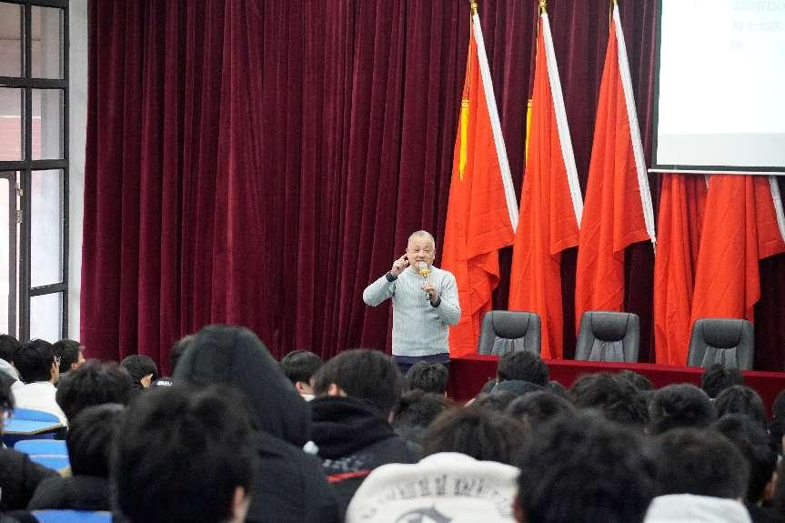 开云·体育,开云（中国）团委组织开展青年大讲堂活动